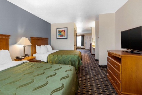 Quality Inn & Suites Huntington Beach image 28
